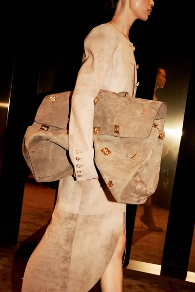 Look 34